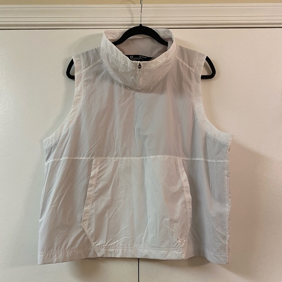 Women’s Under Armour Windbreaker Vest—XL - Picture 7 of 13